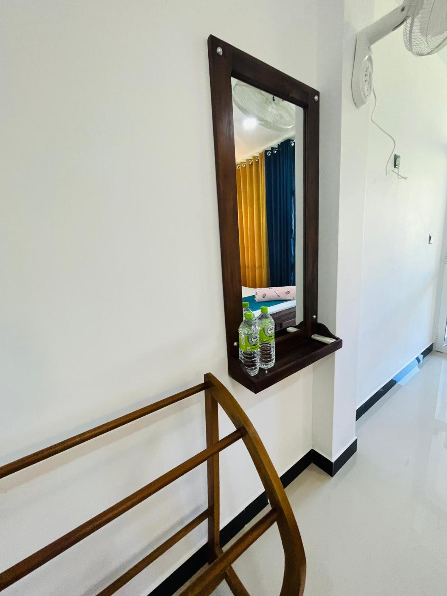 Viyanga Homestay Ella Buitenkant foto